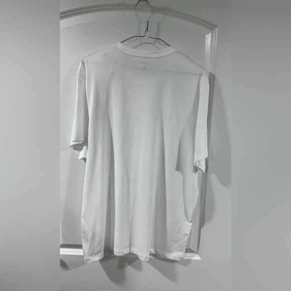 J.Crew Men’s Washed Cotton White Crewneck T-Shirt Size Large NWT Classic Fit - Picture 7 of 10
